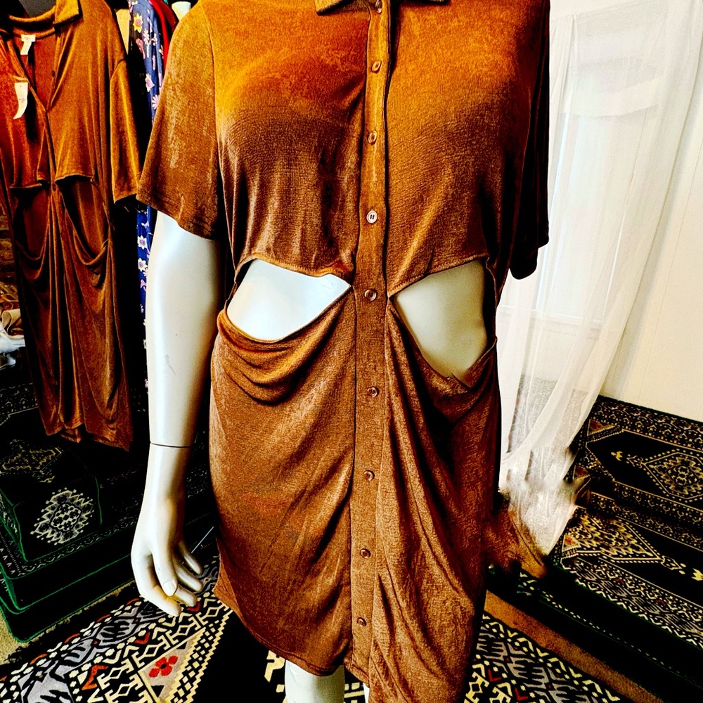 NWT Rue21: Rust Cut-Out Button-Up Dress - Picture 13 of 16